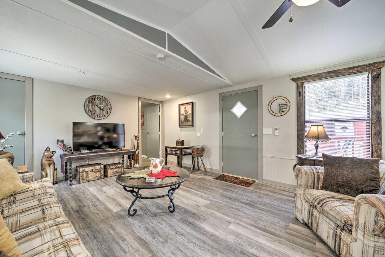 Smoky Mountain Vacation Rental With Hot Tub And Kayaks Whittier Exteriér fotografie
